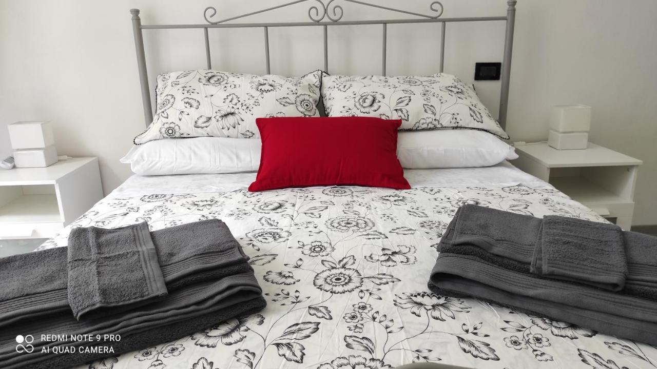 Giravolta Apartment Сулмона Екстериор снимка