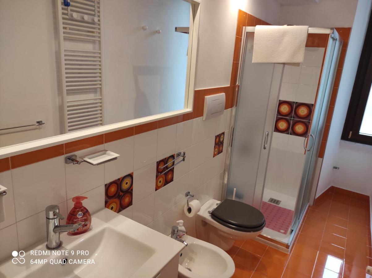 Giravolta Apartment Сулмона Екстериор снимка