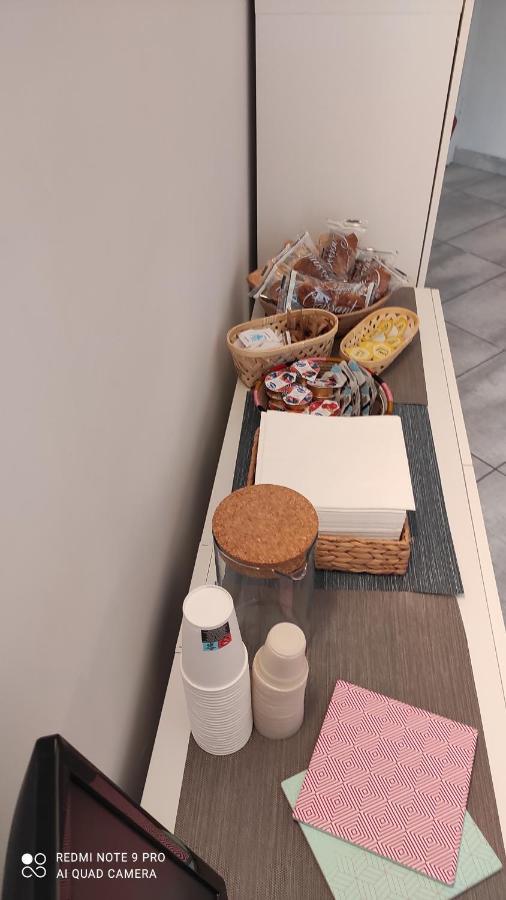 Giravolta Apartment Сулмона Екстериор снимка